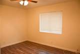 411 Kroeger St - Photo 9