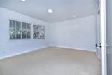 15344 Greenleaf Street - Photo 17
