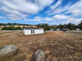 1060 Crest View Dr - Photo 17