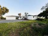 1060 Crest View Dr - Photo 4