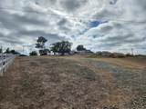 1060 Crest View Dr - Photo 8