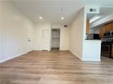 300 Providencia - Photo 11