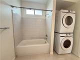 300 Providencia - Photo 23