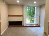 552 Bellflower Boulevard - Photo 24