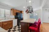950 Woodland - Photo 13