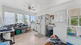 711 Grand - Photo 19