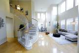 60 Edenbrook - Photo 3
