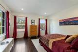 2037 Holly Hill - Photo 40