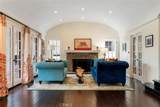 2037 Holly Hill - Photo 10