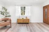 10554 Plainview - Photo 14