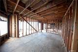 143 Palatine - Photo 33