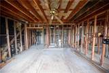 143 Palatine - Photo 38
