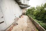 143 Palatine - Photo 43