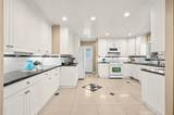 14913 Roxton Avenue - Photo 11