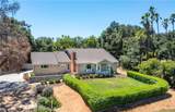21 Hilton Avenue - Photo 1