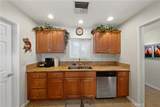 9869 Warwick - Photo 15