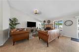 9869 Warwick - Photo 7