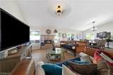 9869 Warwick - Photo 10