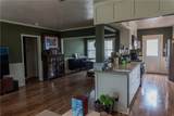 665 Harvard - Photo 14