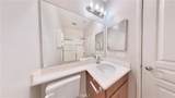 15 Elmhurst - Photo 33