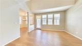 15 Elmhurst - Photo 8