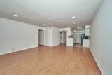433 Manhattan - Photo 12