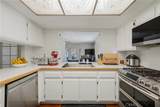 1505 Canterbury - Photo 15