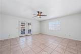 1505 Canterbury - Photo 27