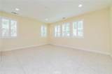 219 Wicker - Photo 6