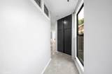 905 Dickson - Photo 33