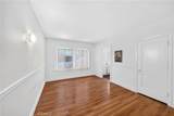 139 Manhattan - Photo 18