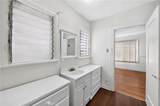 139 Manhattan - Photo 20