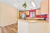 300 Thornton Dr - Photo 5