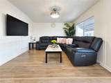 10745 Victoria - Photo 2