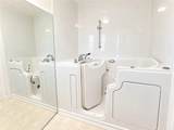 16966 Lake Knoll - Photo 8