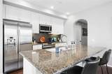 521 Kroeger - Photo 7