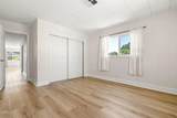 133 Calle De La Rosa - Photo 17