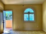 706 Pacific Coast - Photo 33