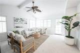 2209 Robinson St - Photo 24