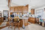 1525 Oakland - Photo 11