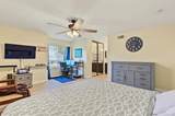 2039 Manzana Way - Photo 18