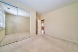 1043 Hawthorne - Photo 21