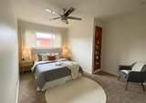 1060 E Washington Ave - Photo 19