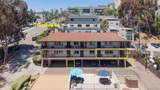 2040 Robinson - Photo 1