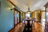 2540 Chatsworth - Photo 15
