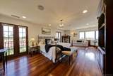 2540 Chatsworth - Photo 39