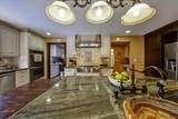 2540 Chatsworth - Photo 9