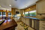 2540 Chatsworth - Photo 10