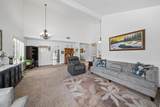 916 Carriage - Photo 7
