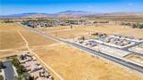 0 W Rosamond - Photo 10